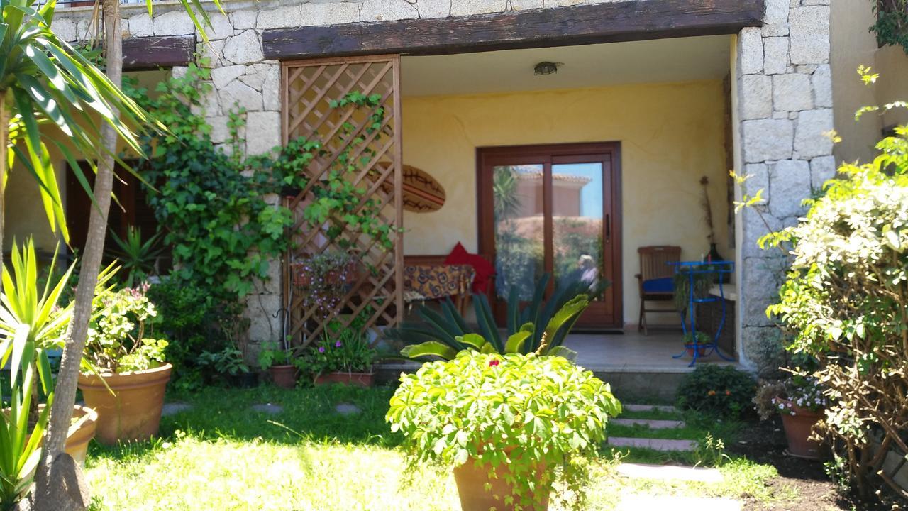 Aparthotel Borgo Le Logge Budoni Exterior foto